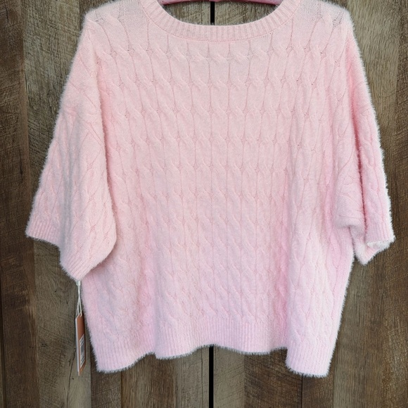 Cyrus ULTRA Soft Pink Cable Knit Sweater size L NWT - Picture 9 of 11